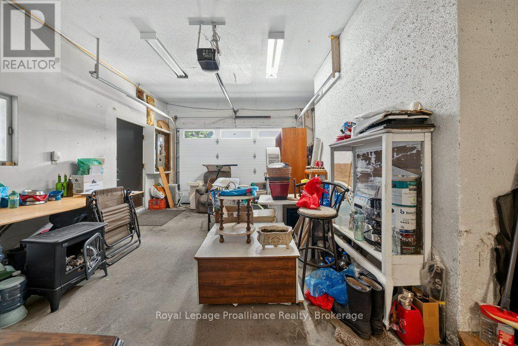 17 West Park Lane/ 32 Tall Pine Road Property Photo 29