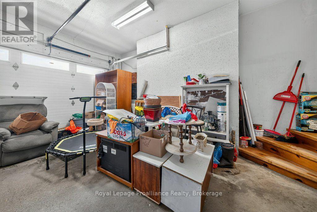 17 West Park Lane/ 32 Tall Pine Road Property Photo 30