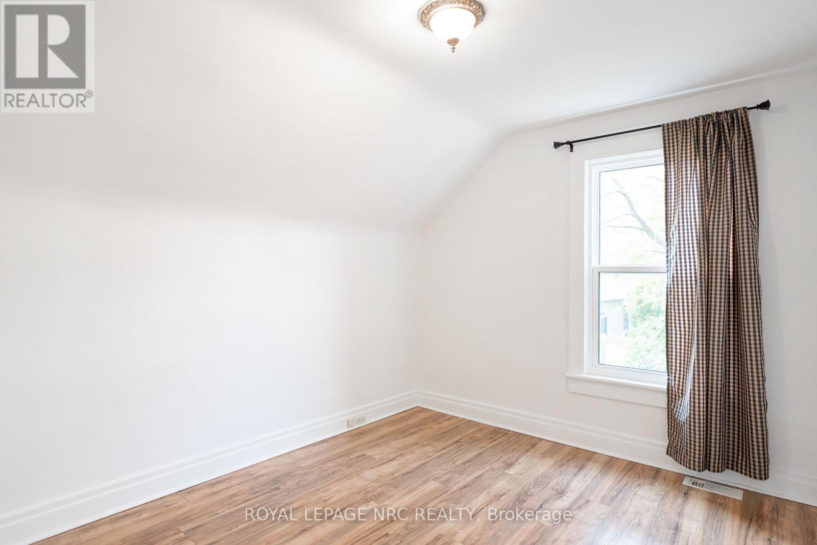 4713 Cookman Crescent N Property Photo 19
