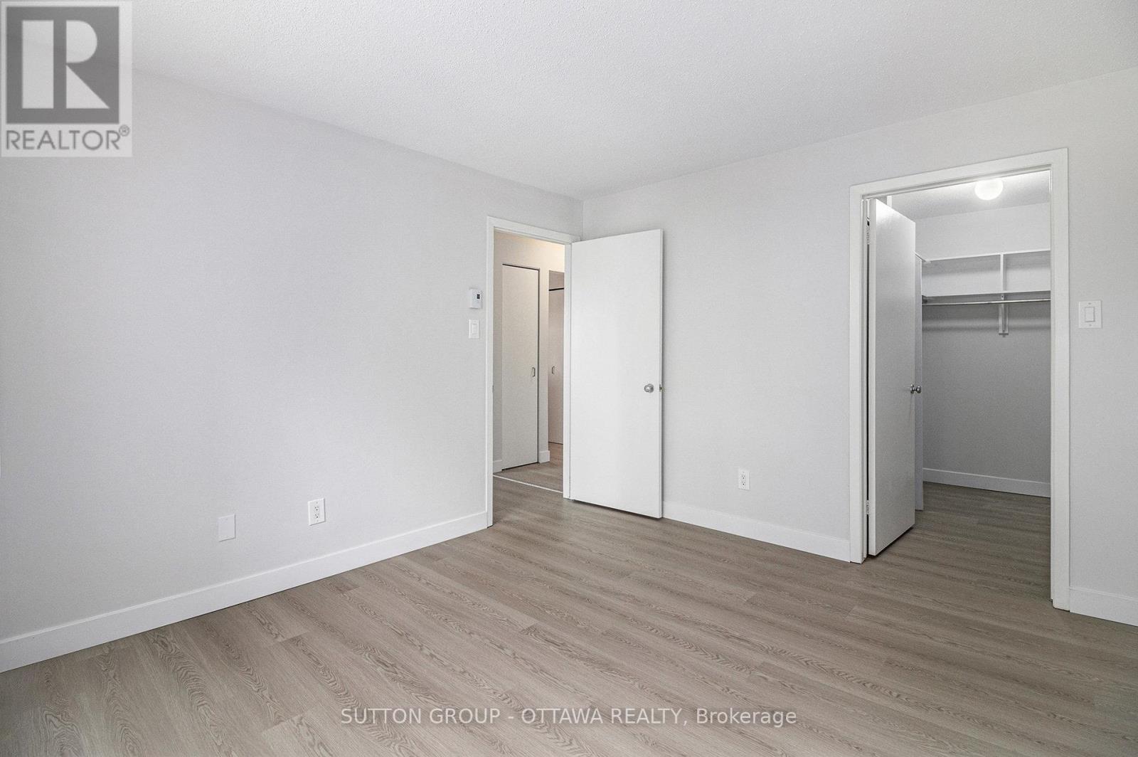 314 - 270 Brittany Drive Property Photo 11