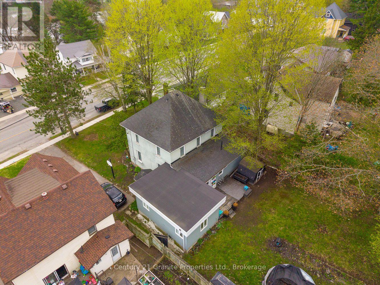 50 William Street Property Photo 6
