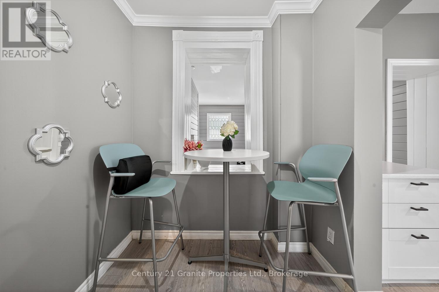 50 William Street Property Photo 16