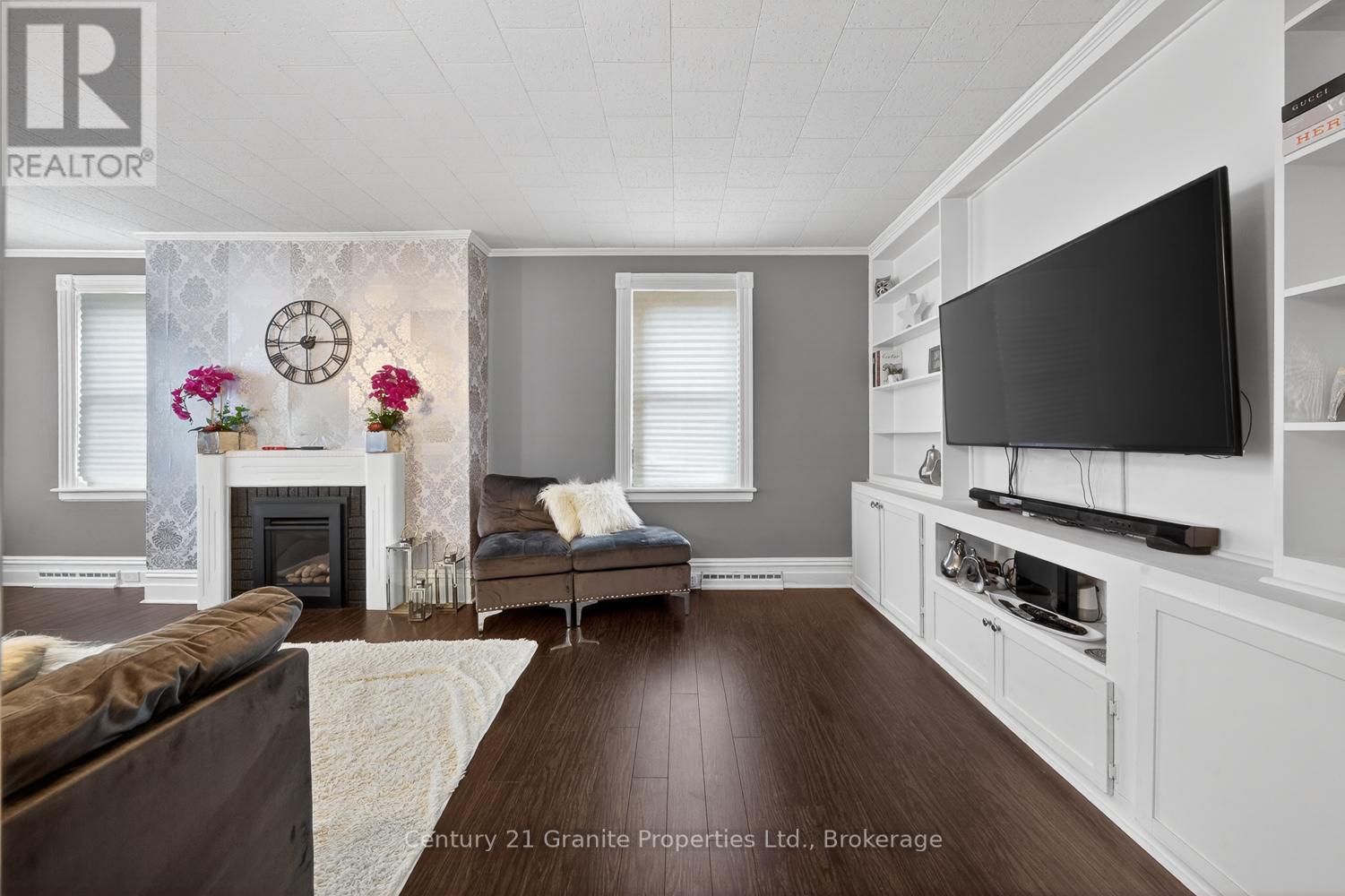 50 William Street Property Photo 18