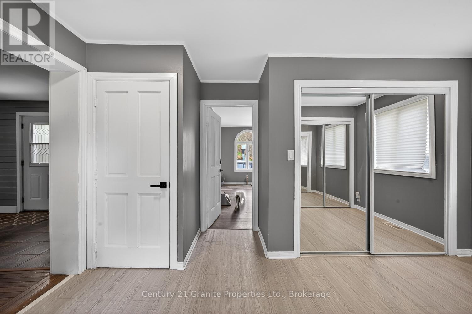 50 William Street Property Photo 22
