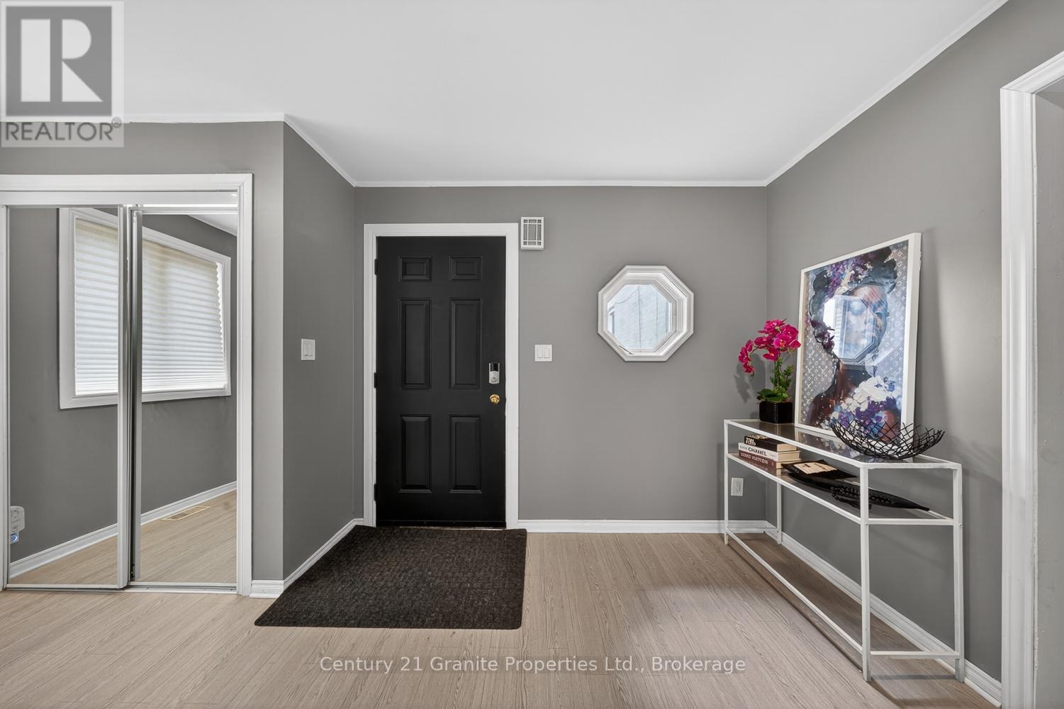 50 William Street Property Photo 23
