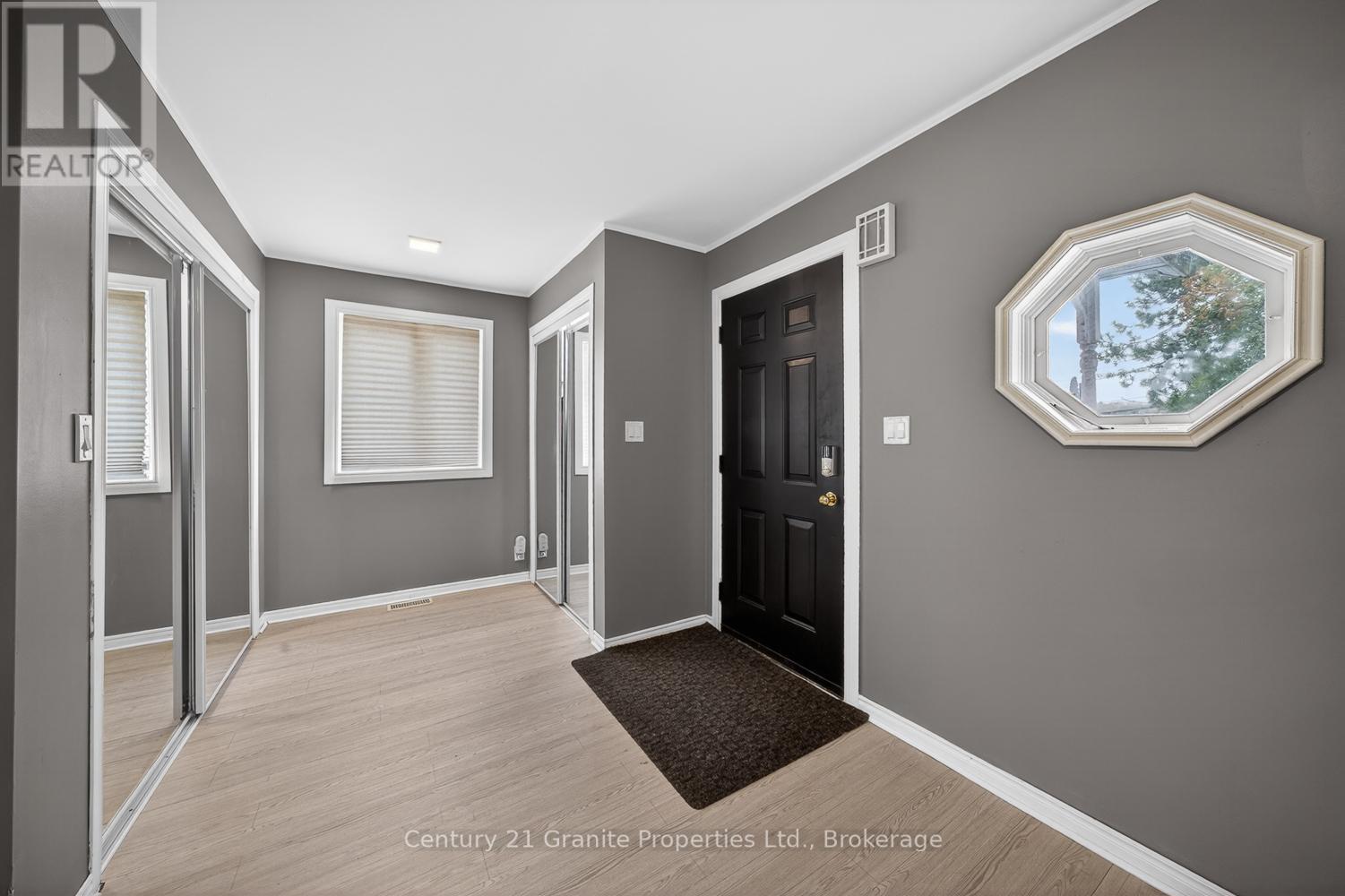 50 William Street Property Photo 24