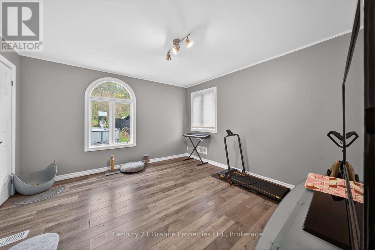 50 William Street Property Photo 25