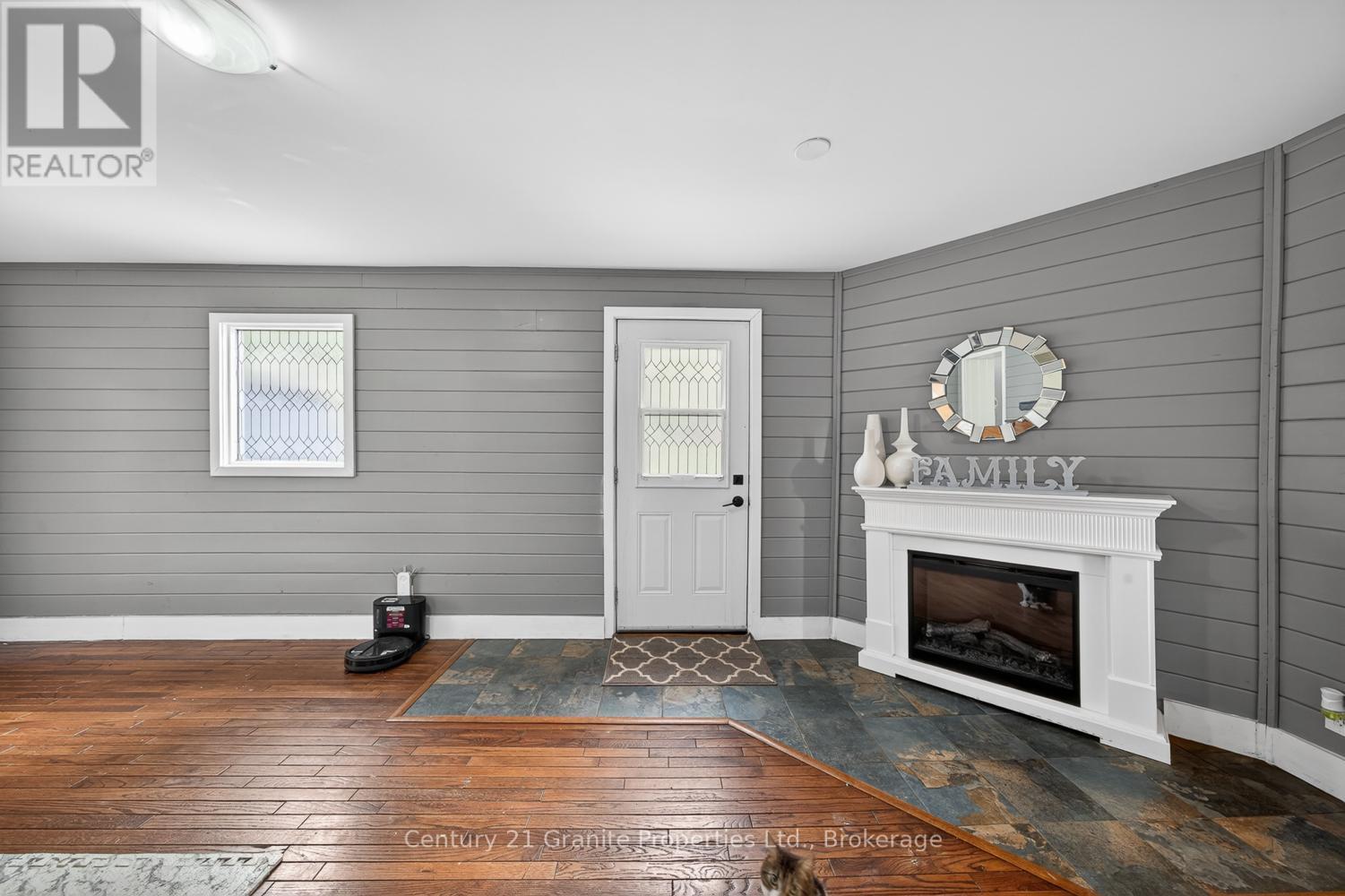 50 William Street Property Photo 27