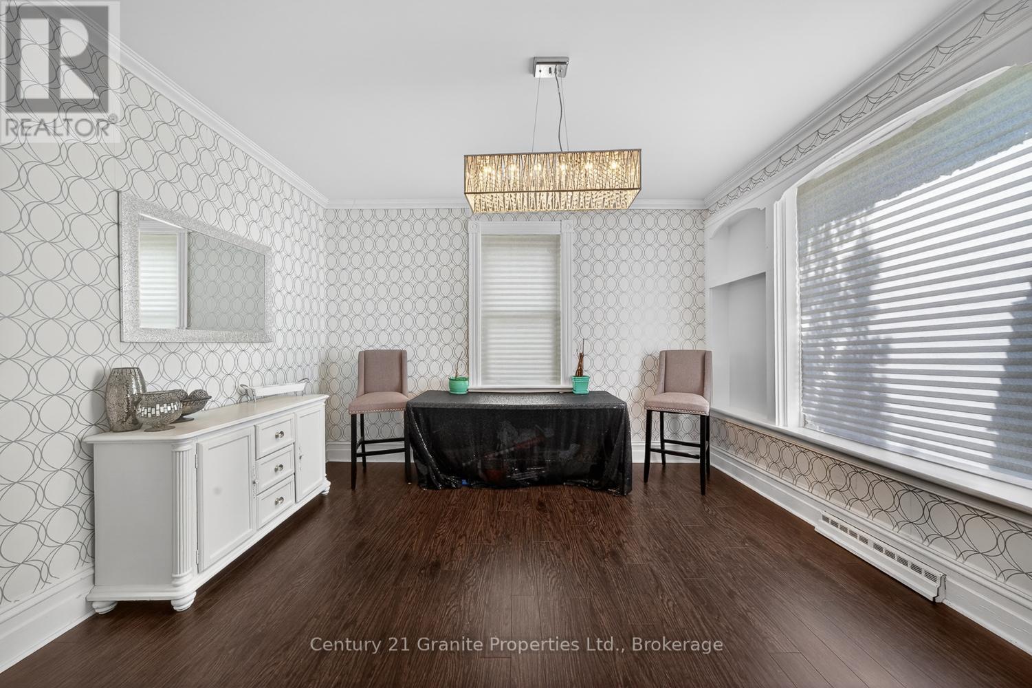 50 William Street Property Photo 30