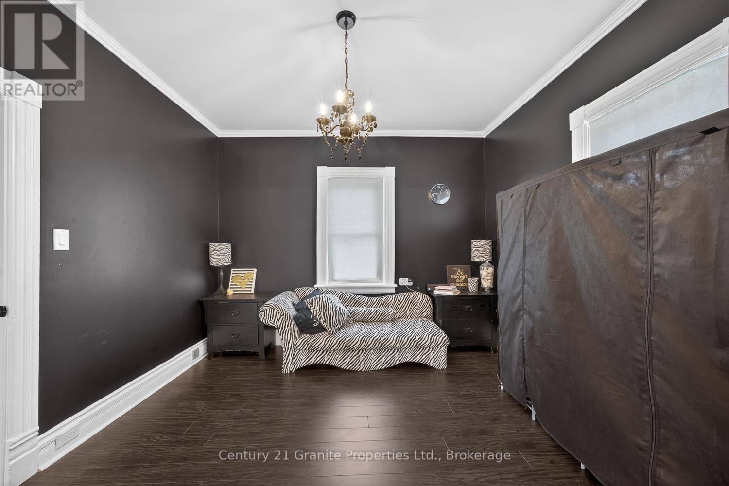 50 William Street Property Photo 41