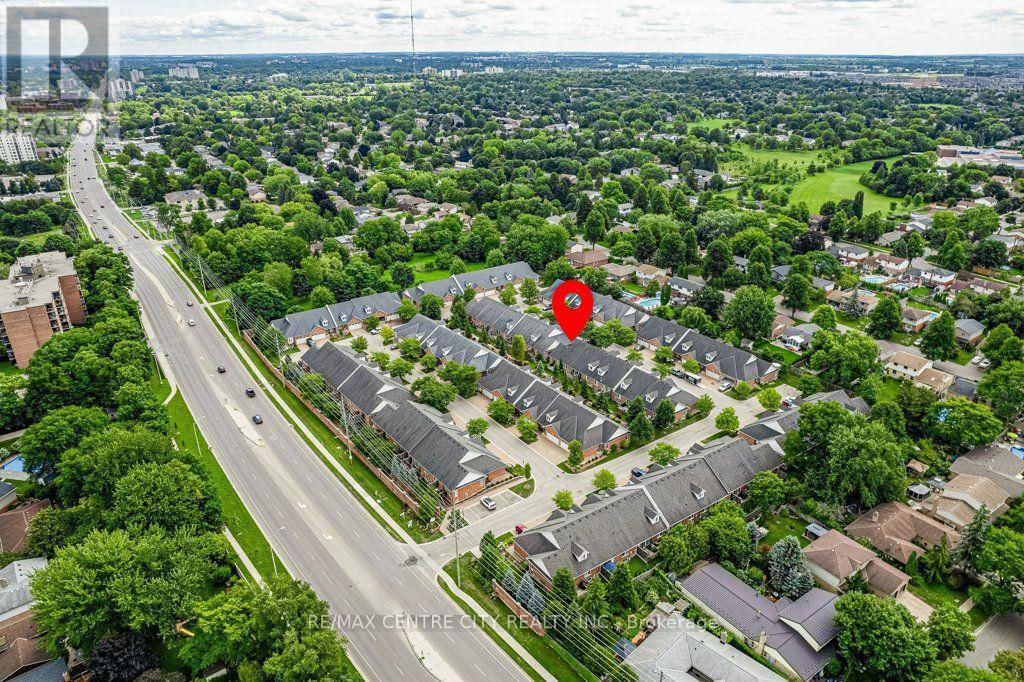 51 - 464 Commissioners Road W Property Photo 34