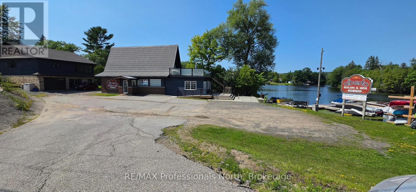 8 Park Drive Property Photo 2