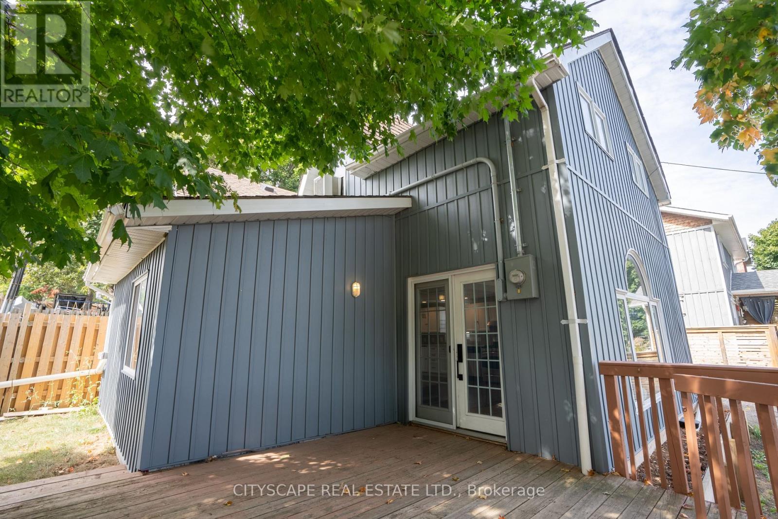 408 William Street Property Photo 2