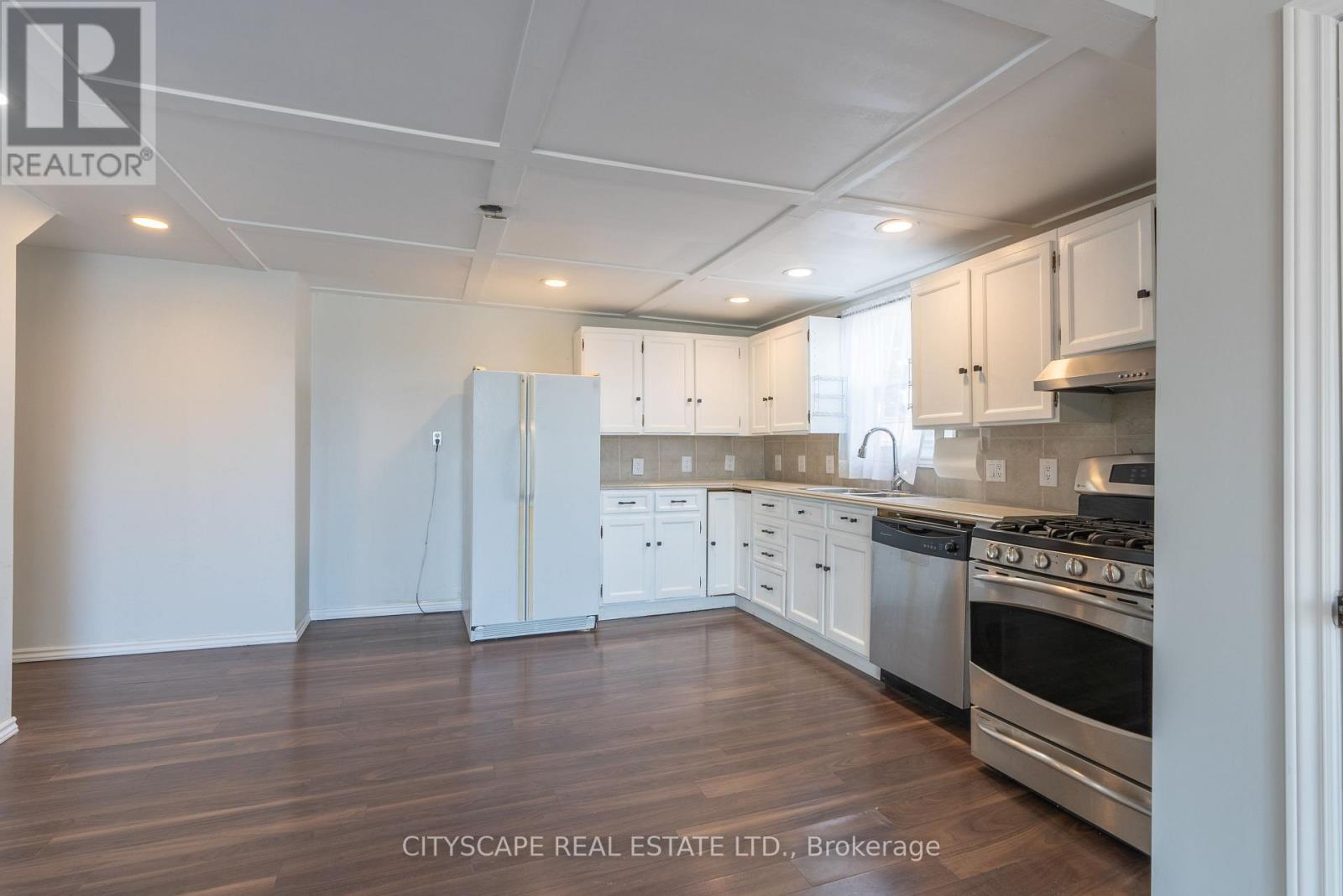 408 William Street Property Photo 7