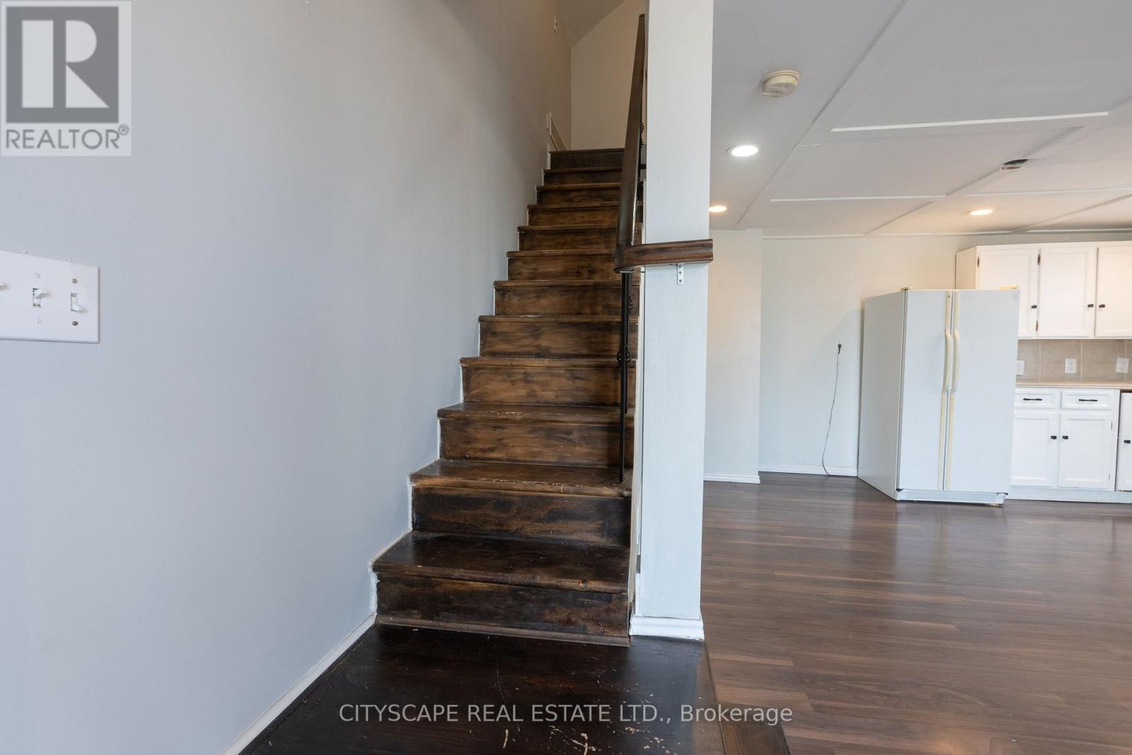 408 William Street Property Photo 10