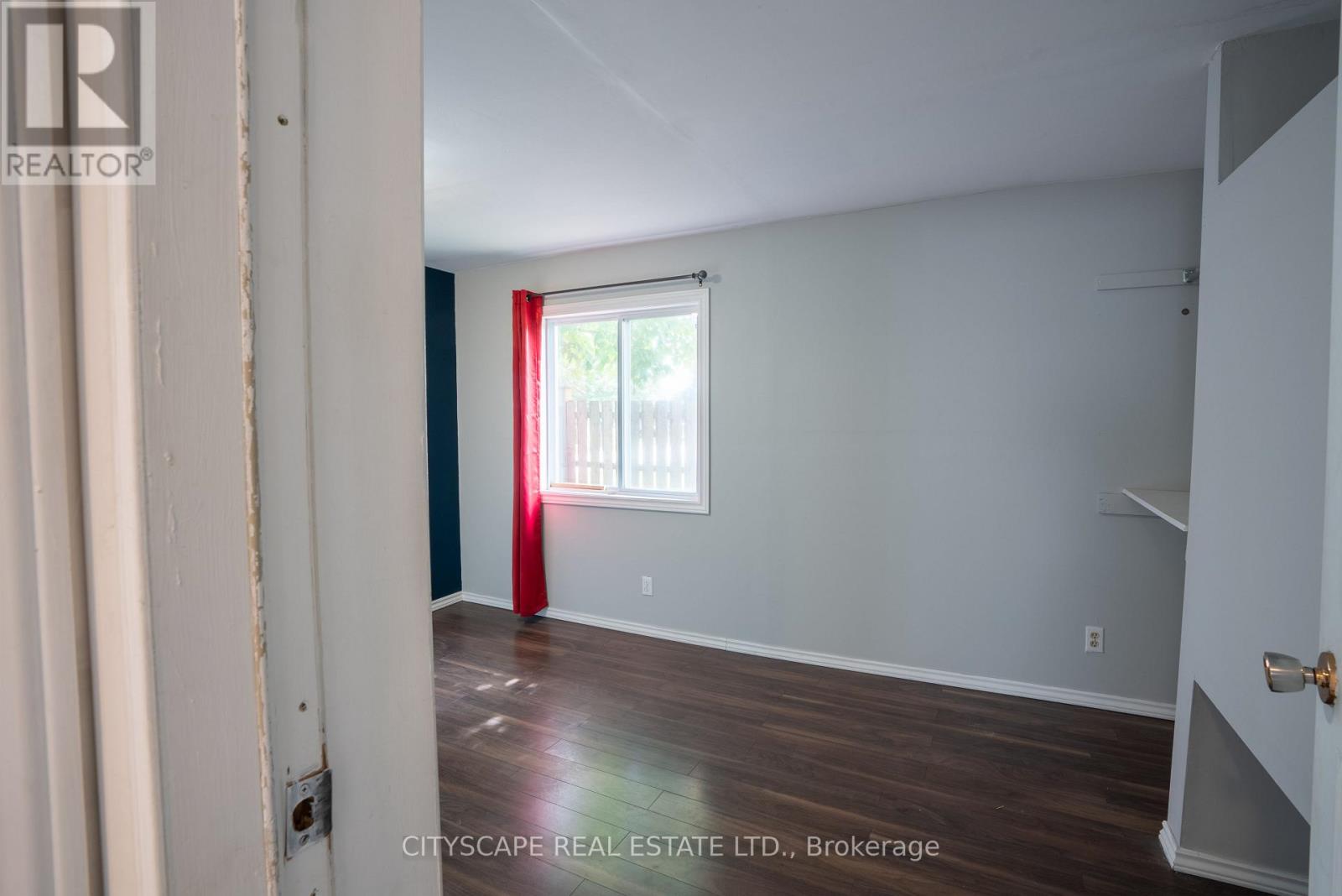 408 William Street Property Photo 11