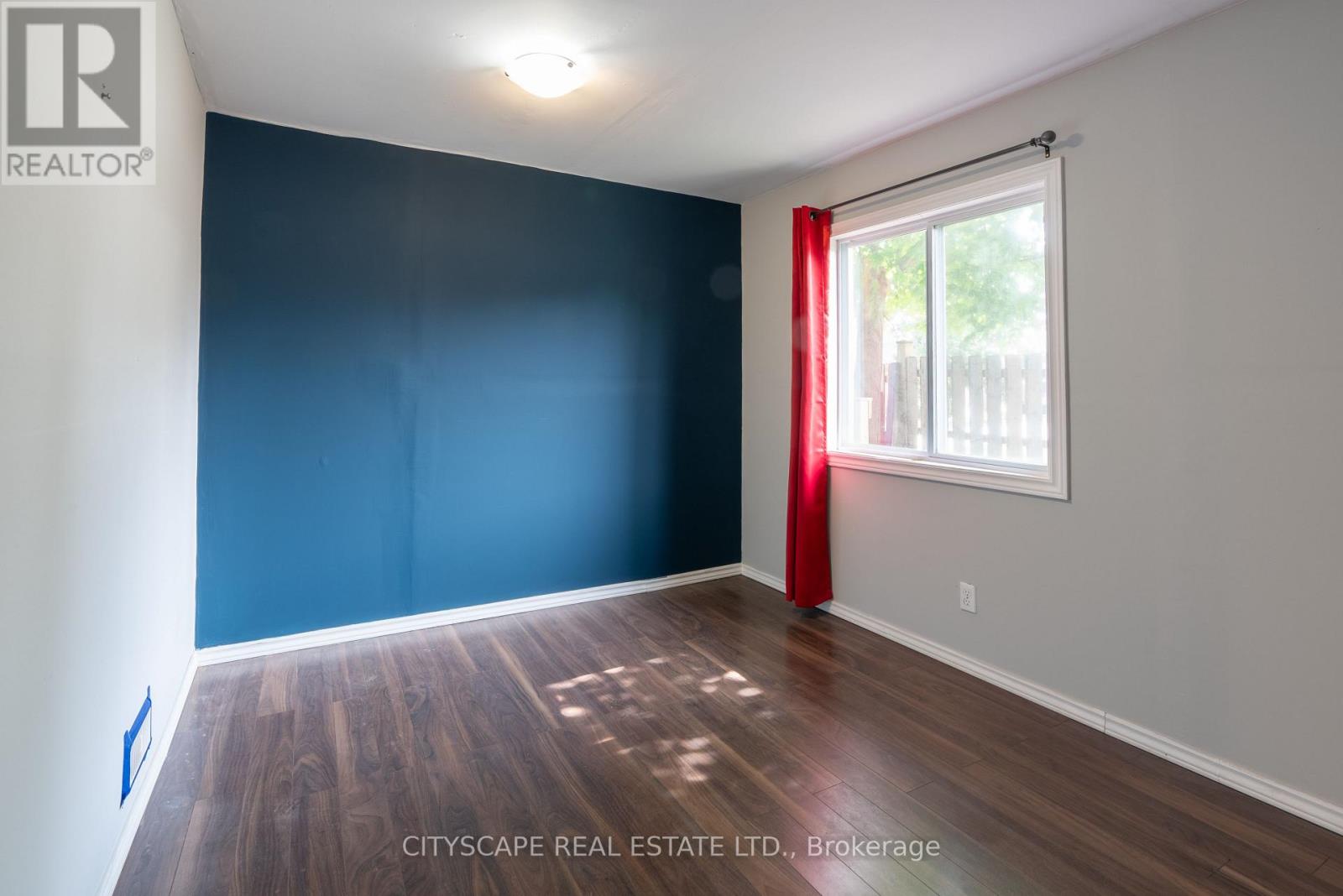 408 William Street Property Photo 12