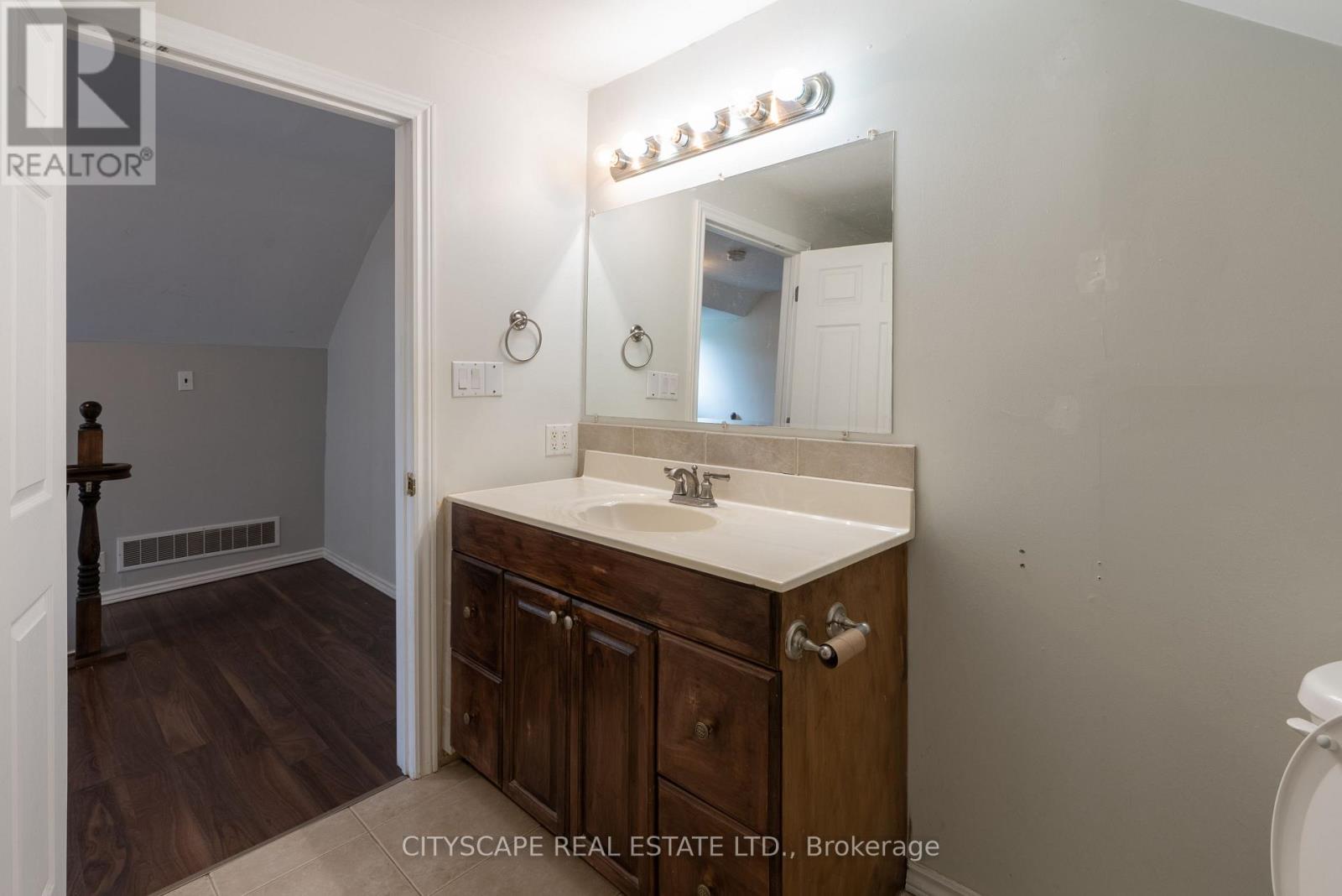 408 William Street Property Photo 21