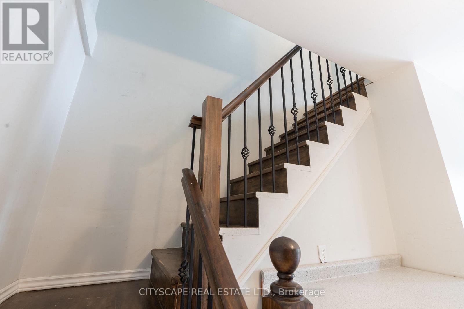 408 William Street Property Photo 24