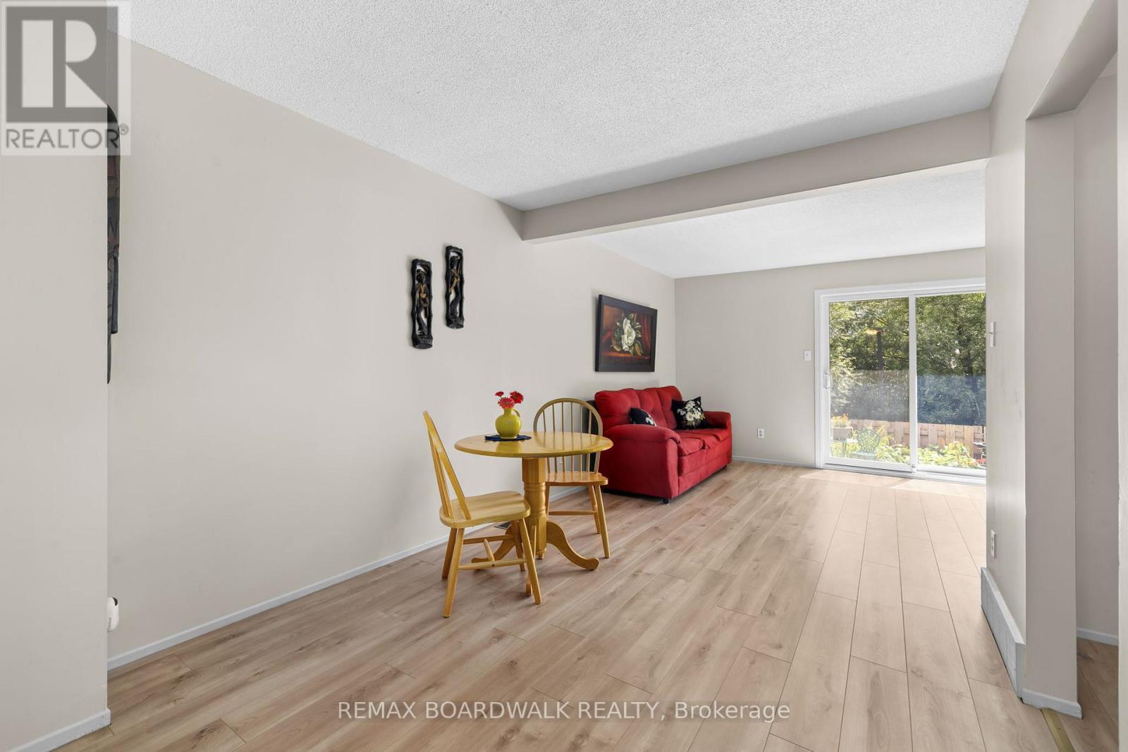 52 Baneberry Crescent Property Photo 9