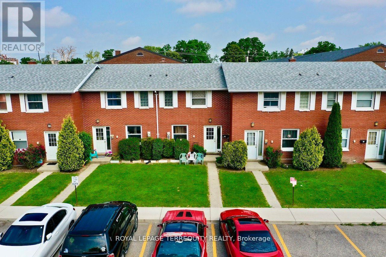 39 ORCHARD PLACE Property Photo 1