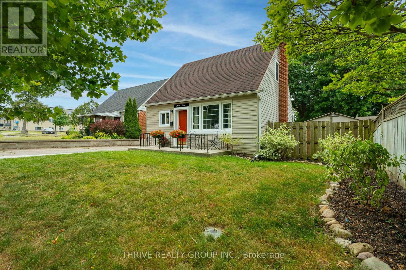 37 Mincing Lane Property Photo 1