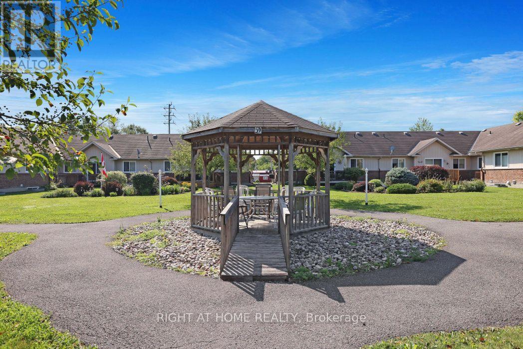 527 Pumpkin Patch Private Property Photo 34
