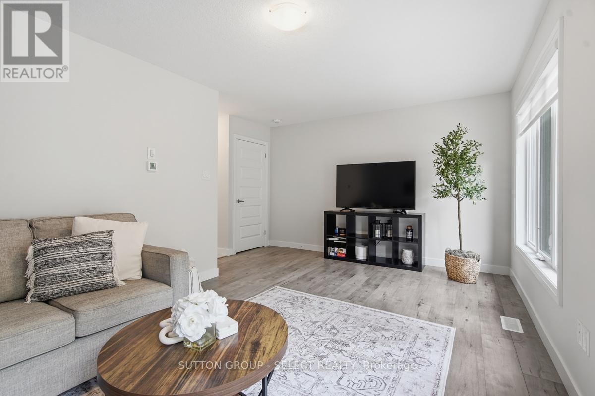 21 - 1110 Meadowlark Ridge Property Photo 9