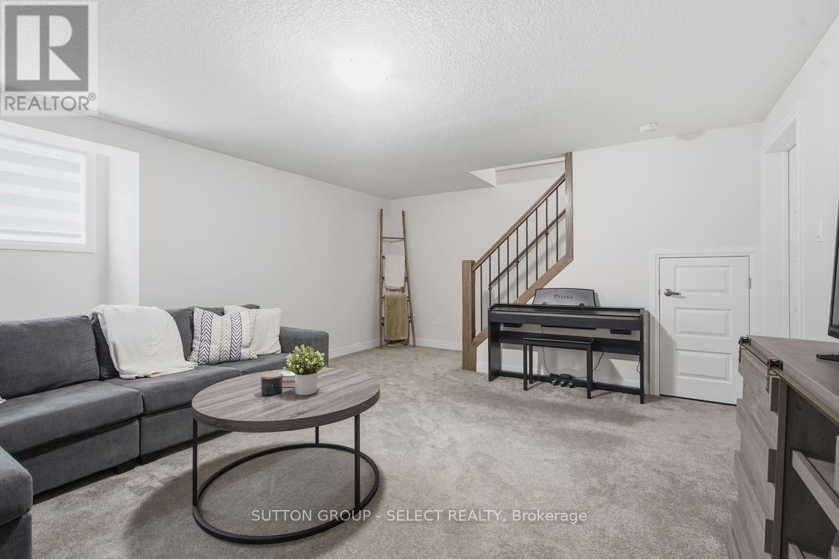 21 - 1110 Meadowlark Ridge Property Photo 31