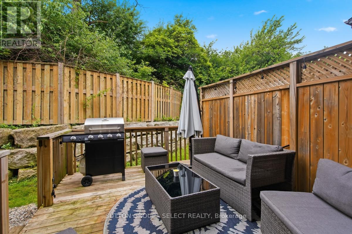 21 - 1110 Meadowlark Ridge Property Photo 34