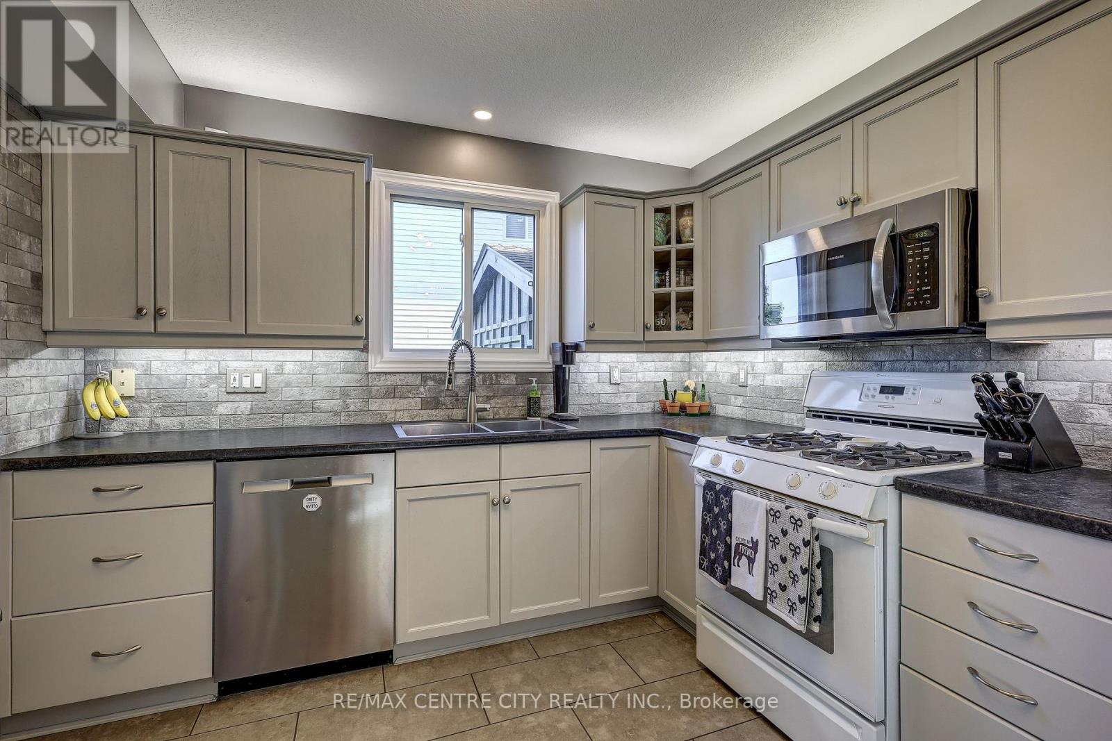 42134 Mcbain Line Property Photo 11