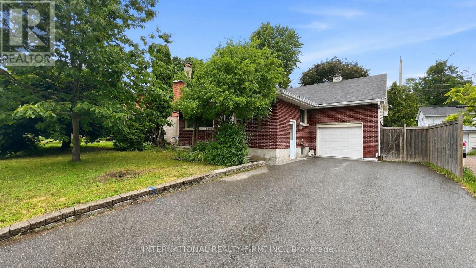 1213 ERINDALE DRIVE Property Photo 1
