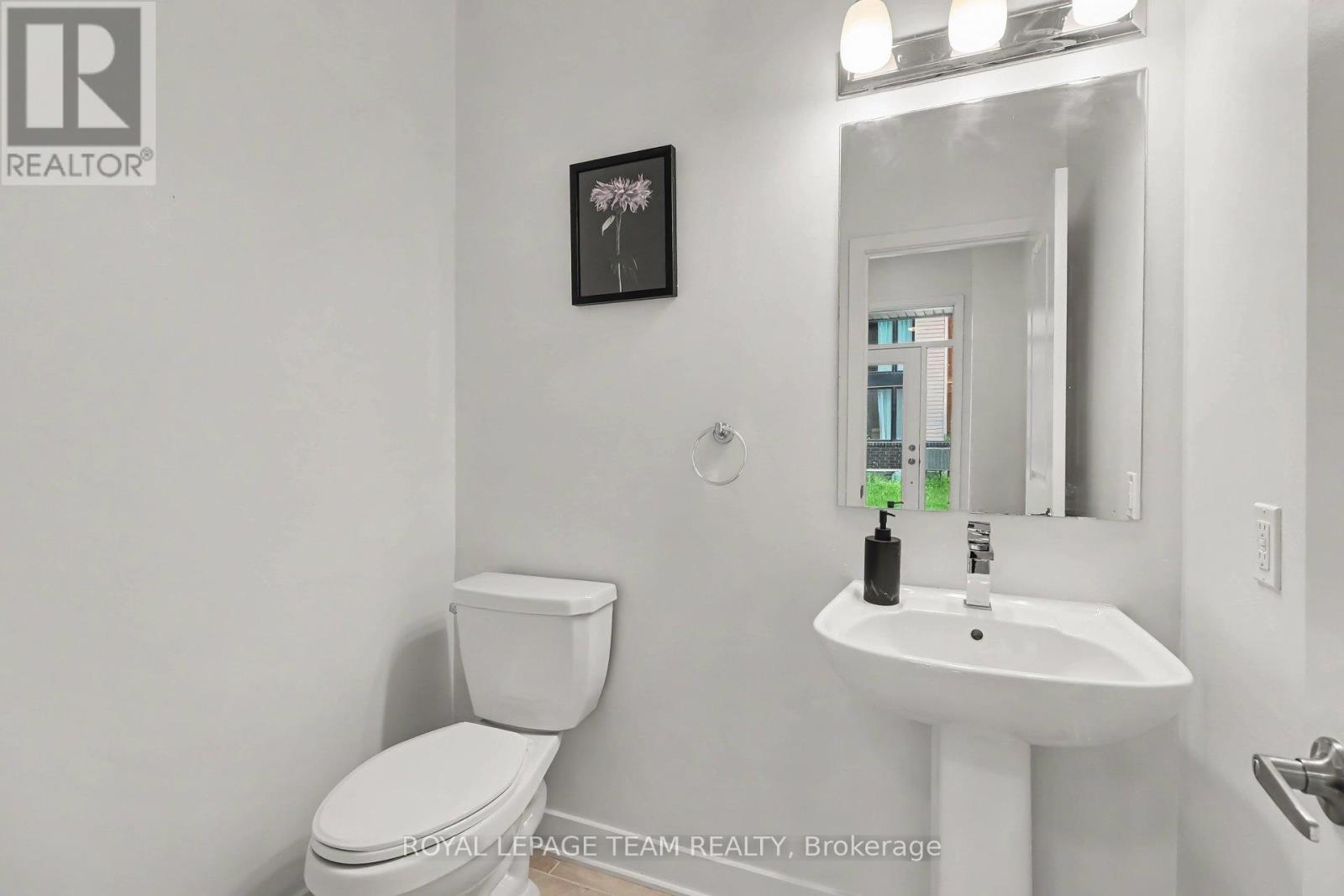 590 Triangle Street Property Photo 15