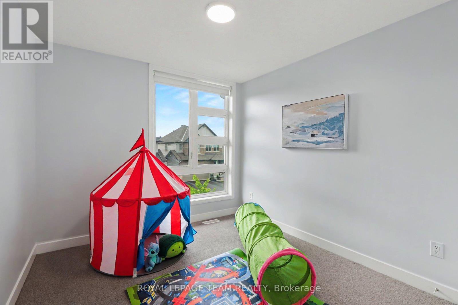 590 Triangle Street Property Photo 16
