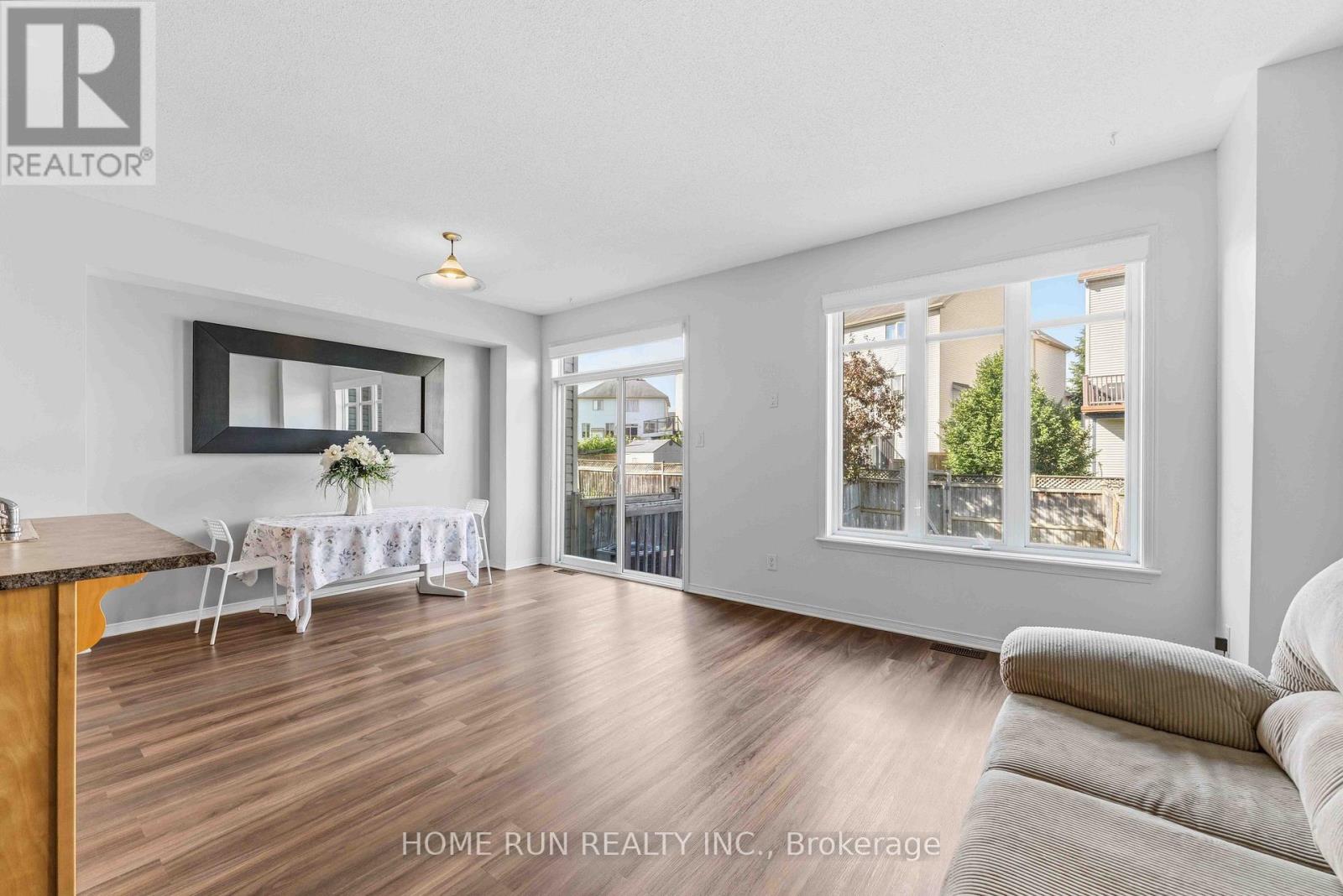 230 Badgeley Avenue Property Photo 6