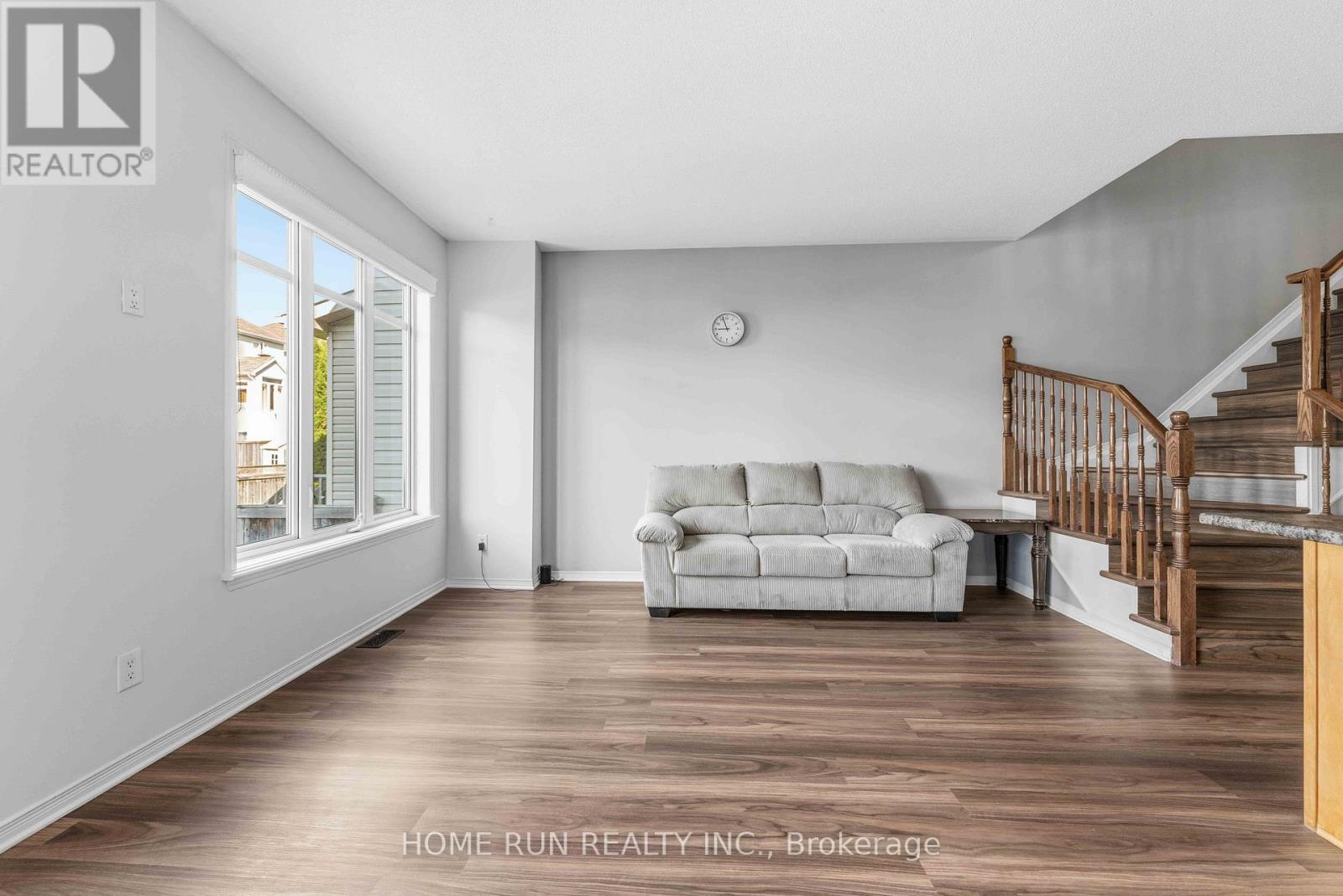 230 Badgeley Avenue Property Photo 8