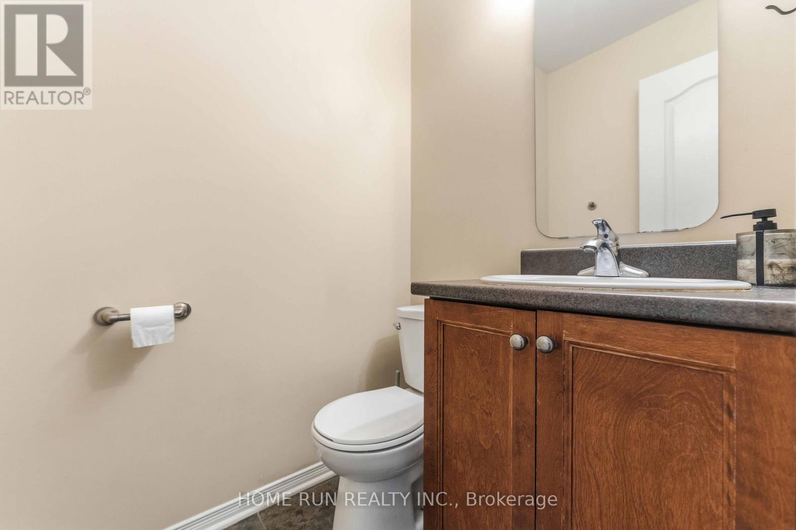 230 Badgeley Avenue Property Photo 12