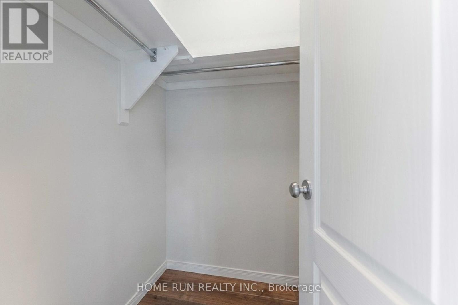 230 Badgeley Avenue Property Photo 19
