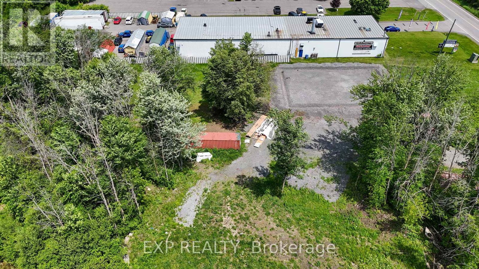 5969 Ottawa Street Property Photo 5