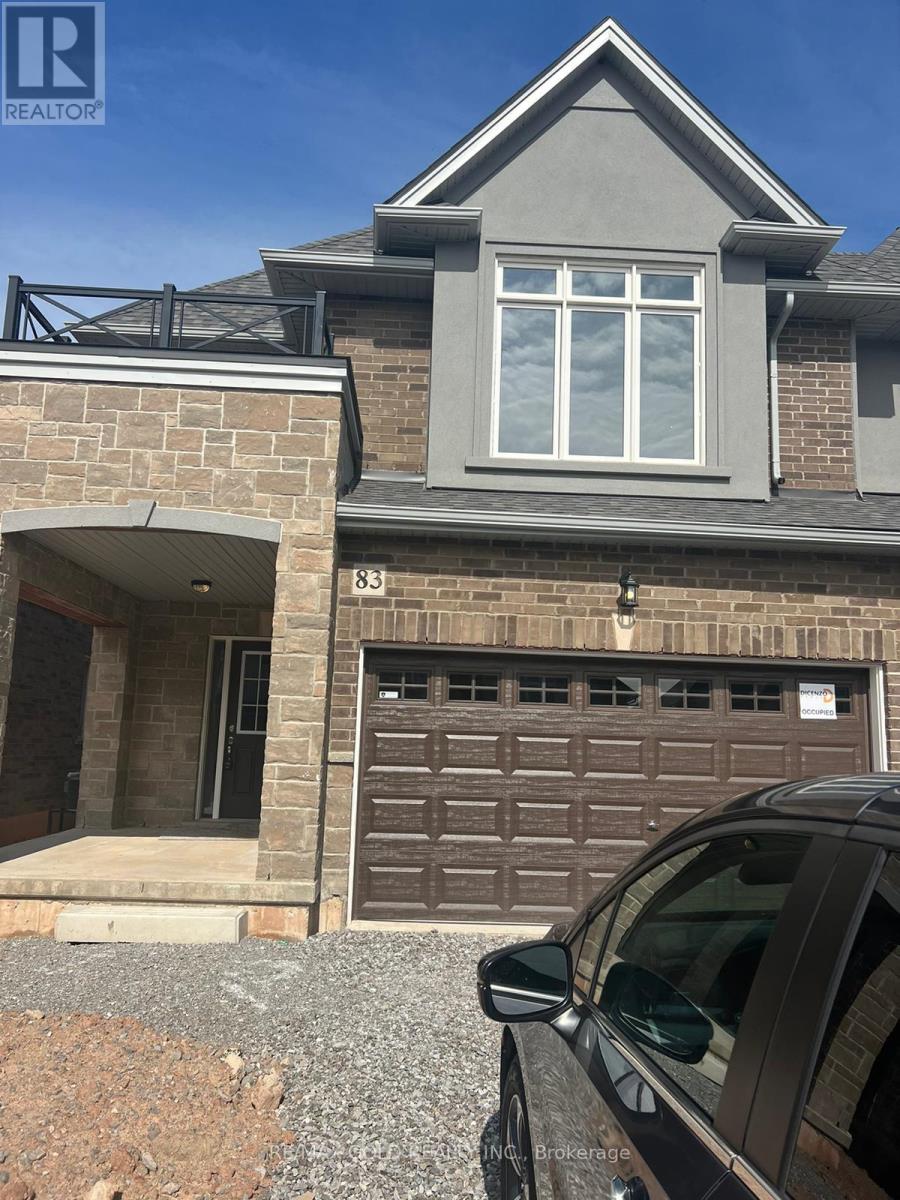 83 PINOT CRESCENT Property Photo 1