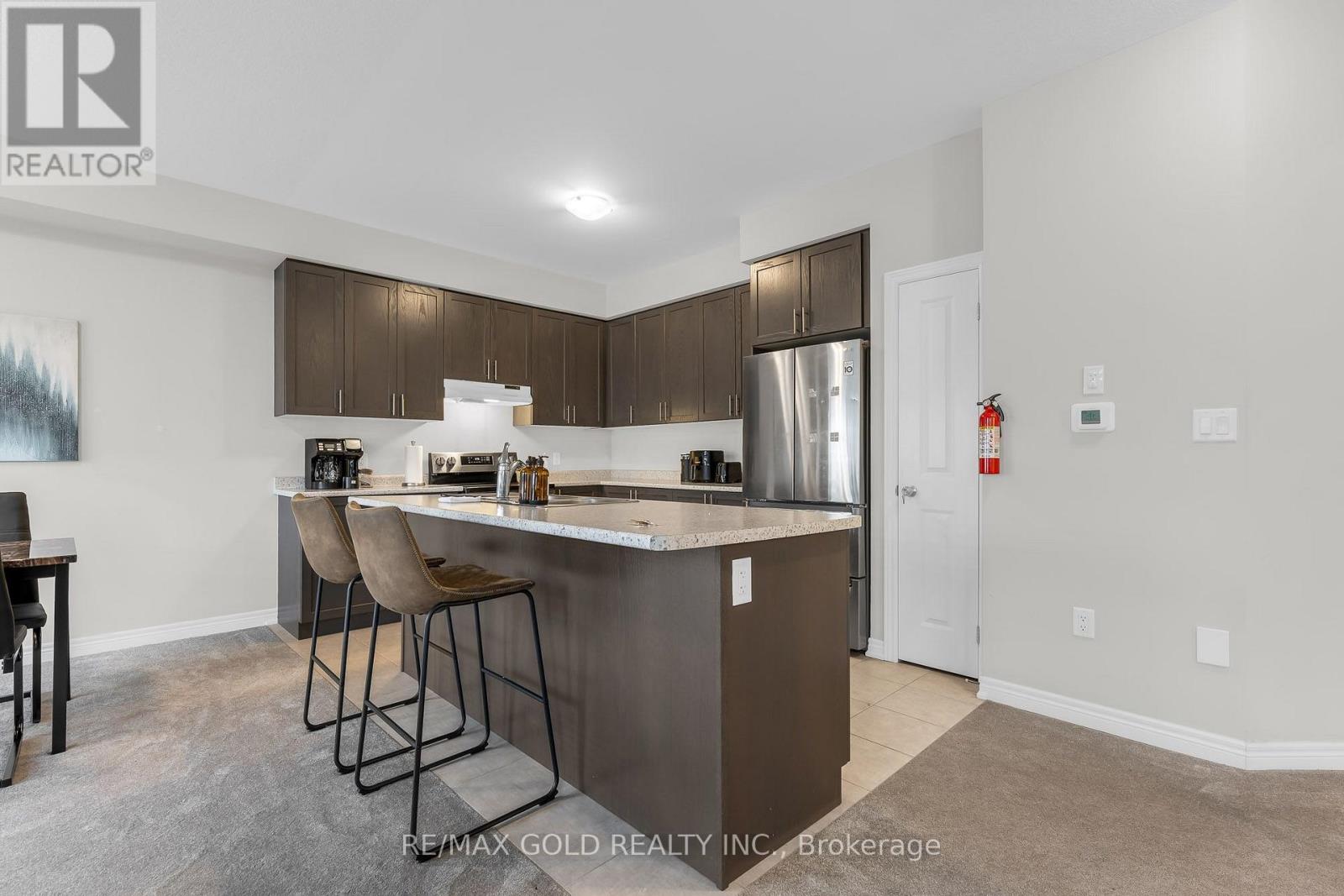 83 Pinot Crescent Property Photo 9