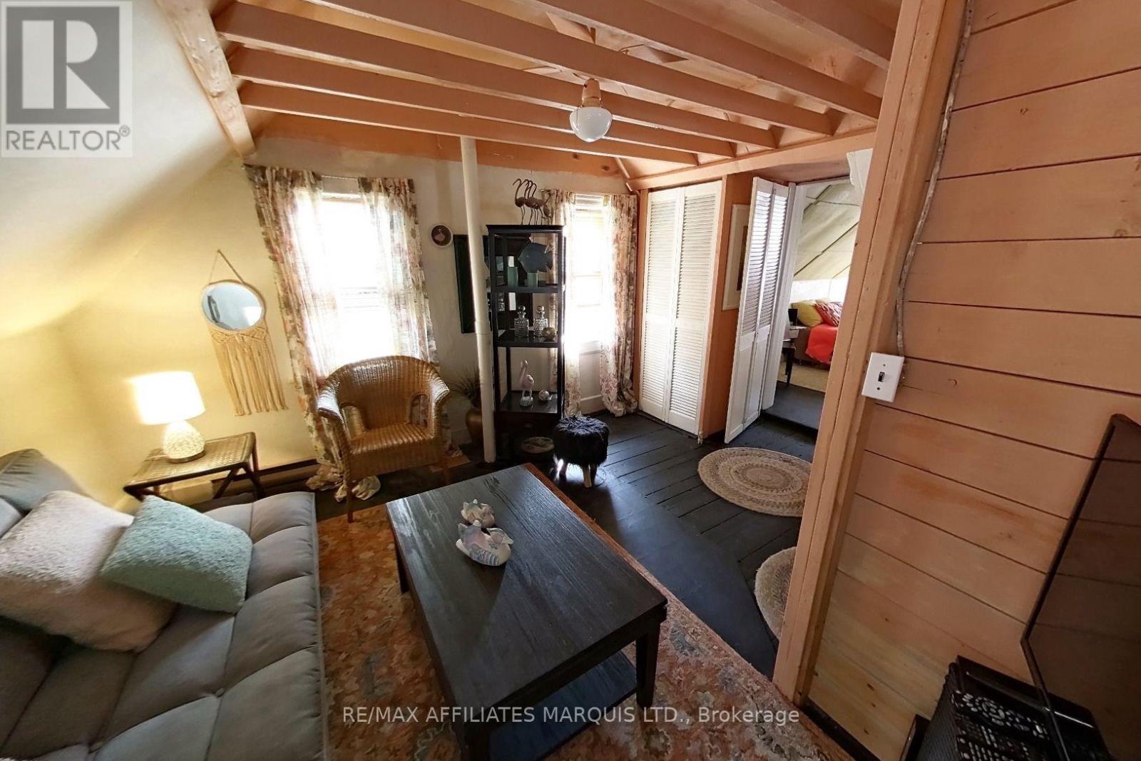 521 Burton Avenue Property Photo 12