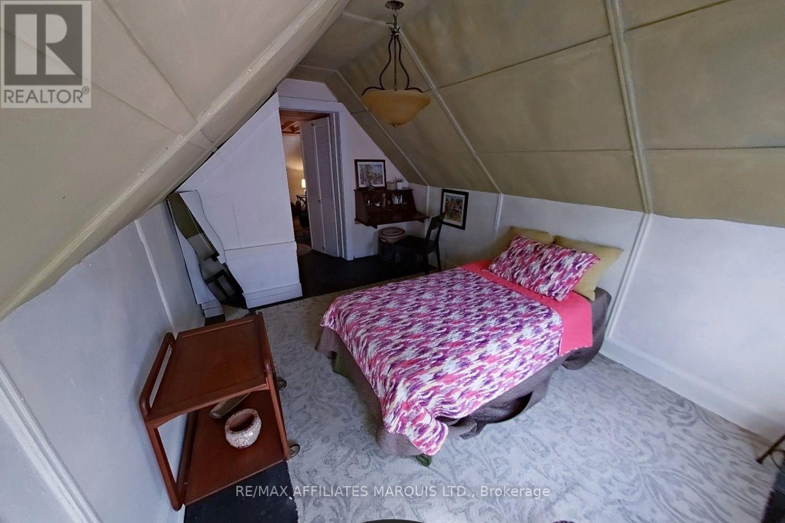 521 Burton Avenue Property Photo 14