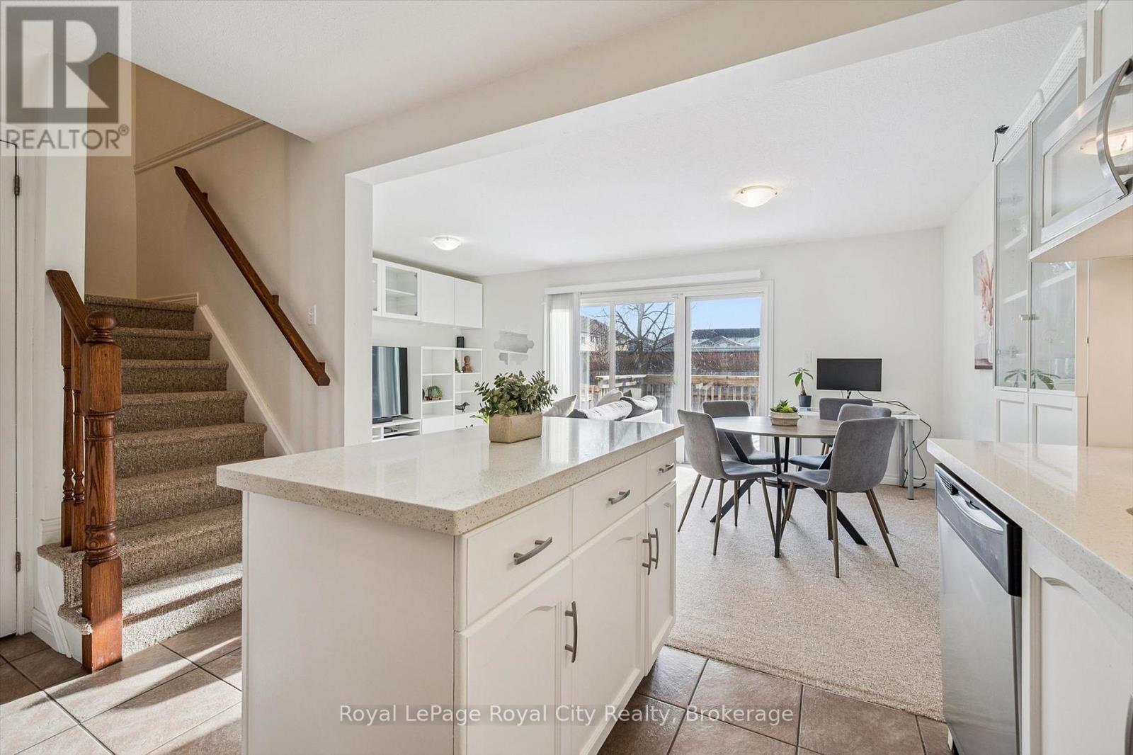 6 - 361 Arkell Road Property Photo 13