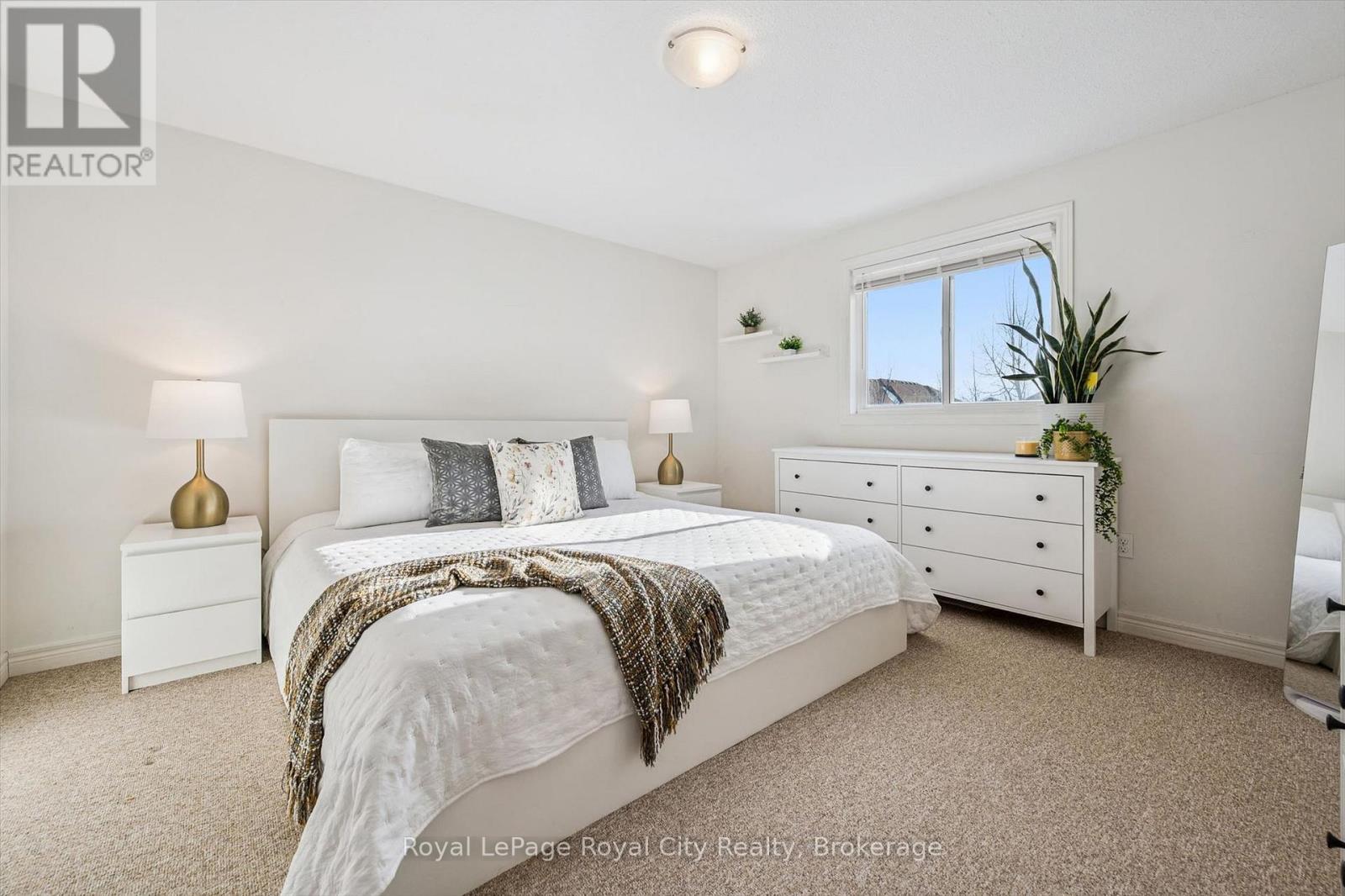 6 - 361 Arkell Road Property Photo 15