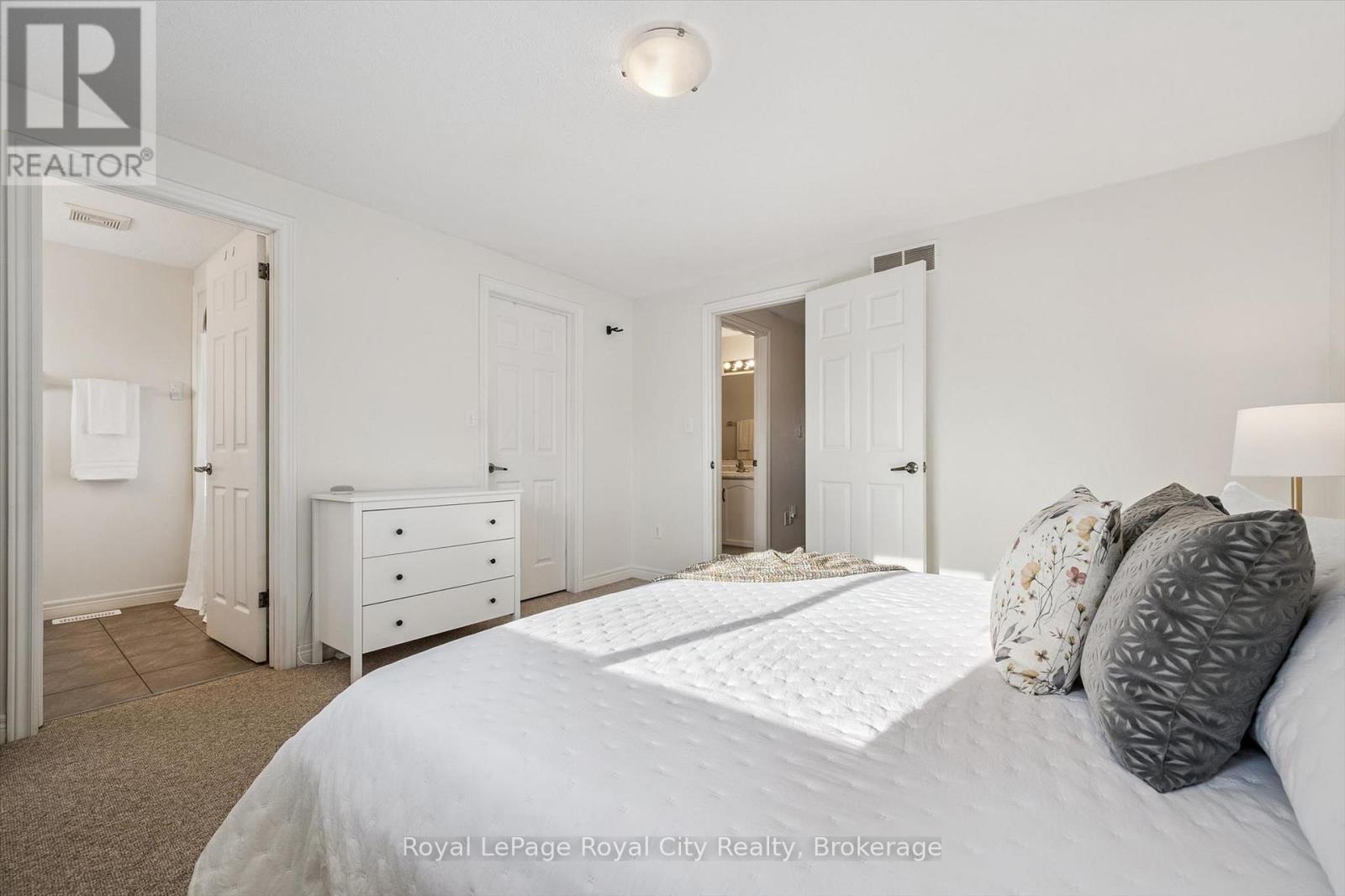 6 - 361 Arkell Road Property Photo 17