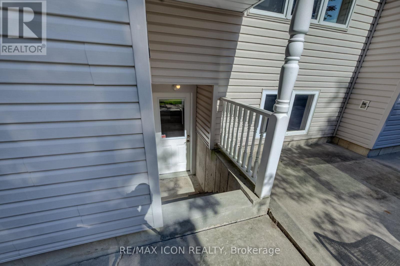 910 Walton Avenue N Property Photo 46