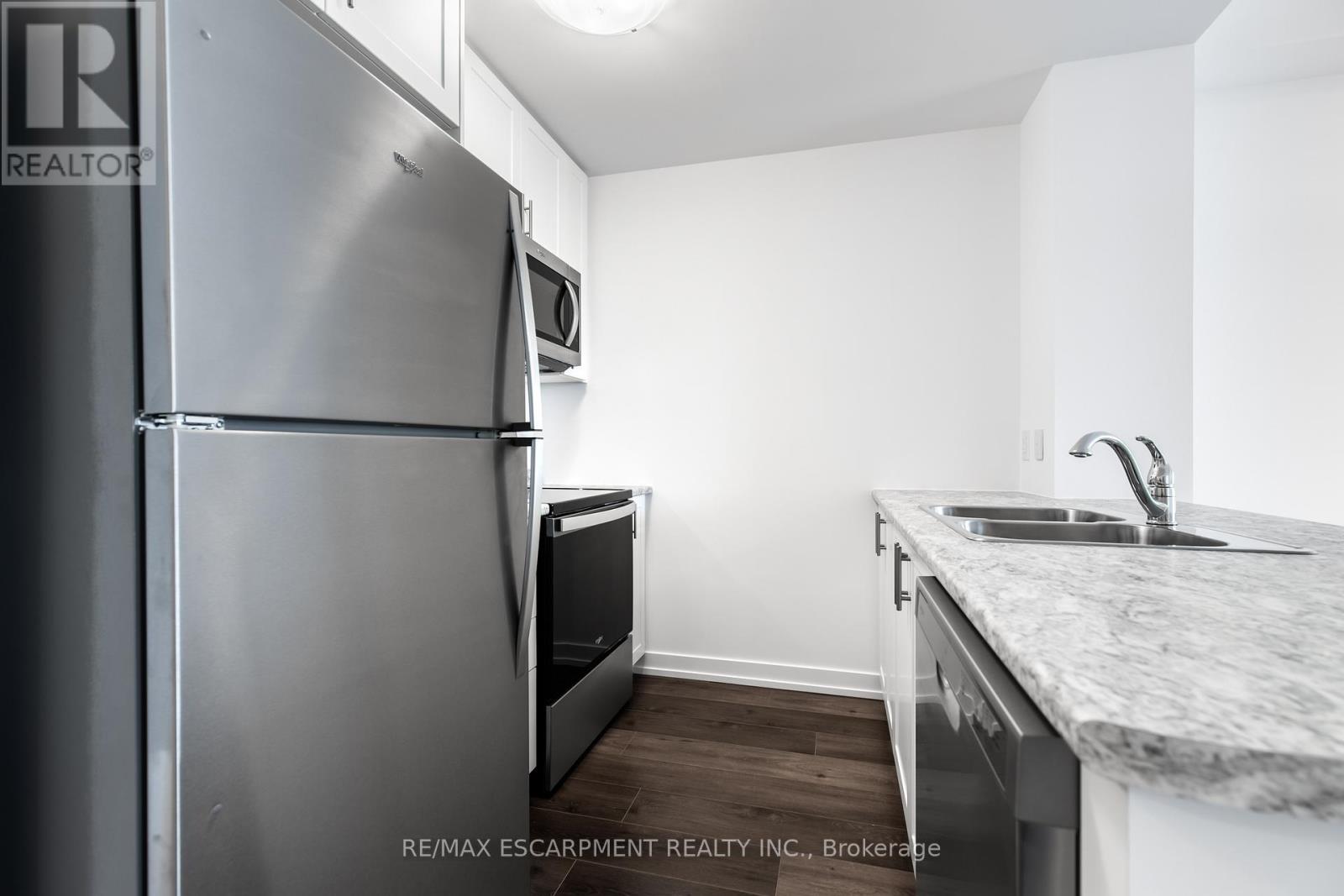 417 - 470 Dundas Street E Property Photo 8
