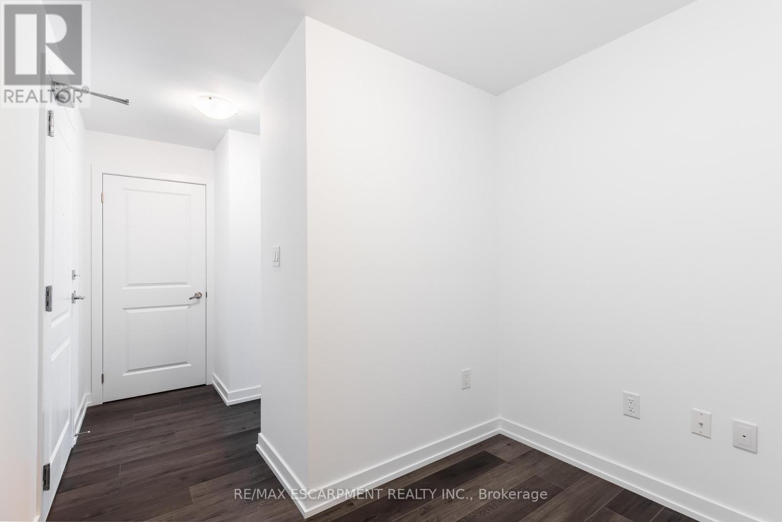 417 - 470 Dundas Street E Property Photo 22
