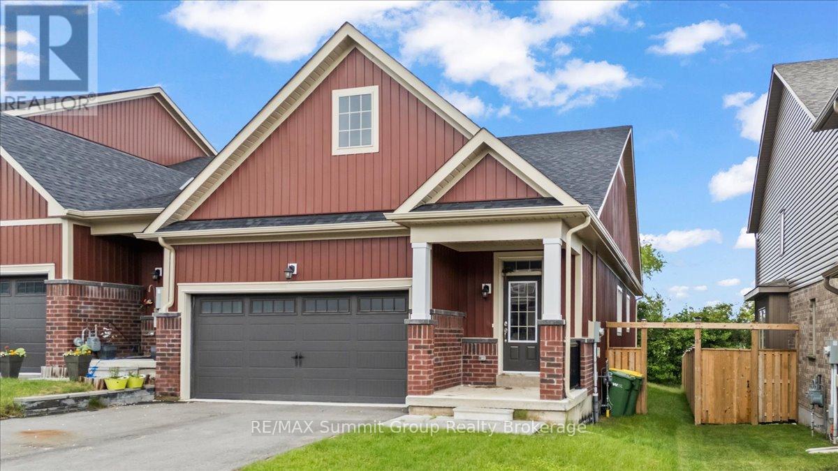 118 STONEBROOK WAY Property Photo 1